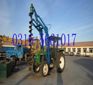 拖拉機(jī)挖窩機(jī) 農(nóng)業(yè)與建筑工程的效率革命